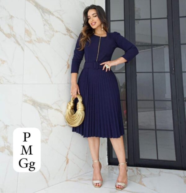 Vestido azul  falda plizada elegante talle L /XL